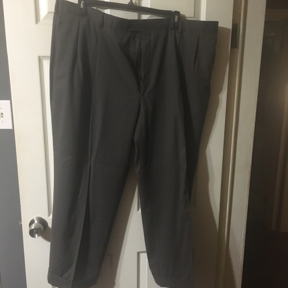 Pronto Uomo Men's Gray Pleated Dress Pants